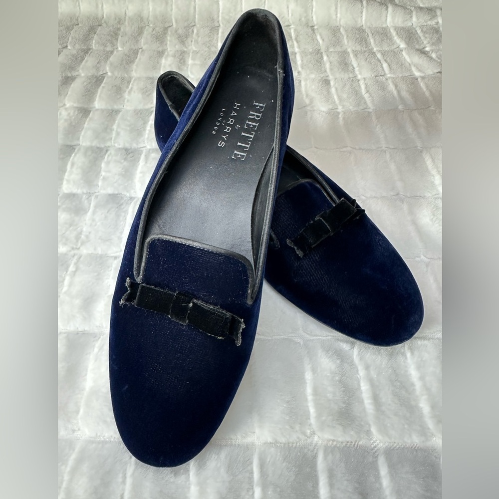 Frette By Harrys London 37.5VNavy Suede Drivers Loafer